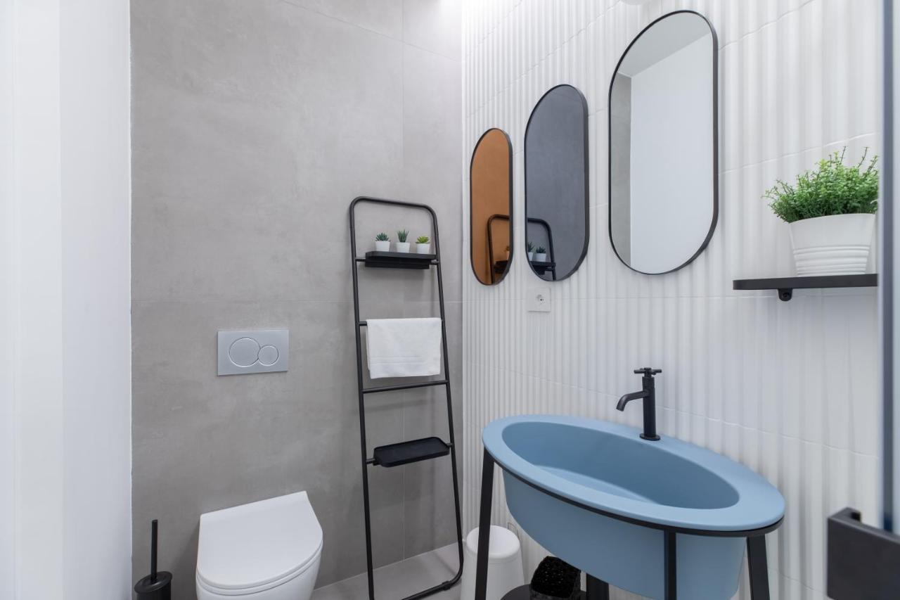 Twin Flowers Apartment In San Giovanni Roma Exterior foto